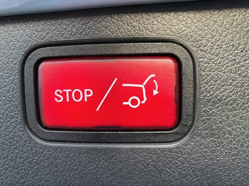 Mercedes-Benz C 220 2025