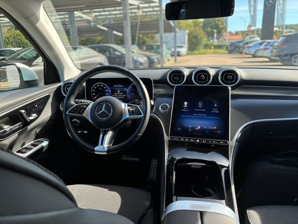 Mercedes-Benz GLC 300 2023