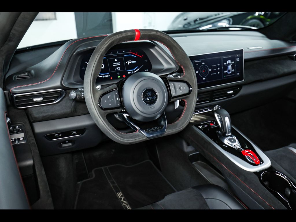 Lotus Emira 2024
