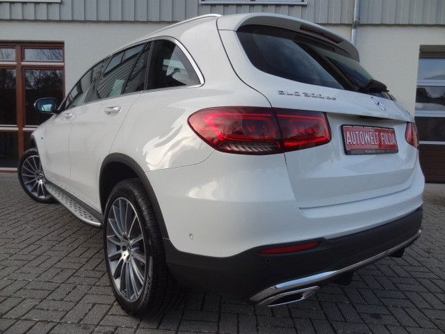 Mercedes-Benz GLC 300 2021