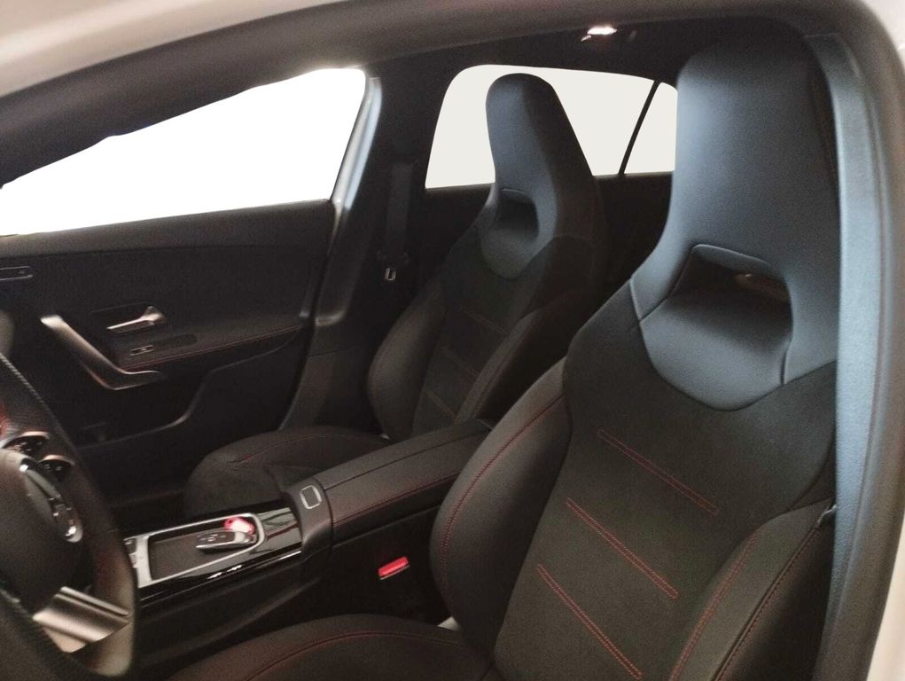 Mercedes-Benz A 250 2024