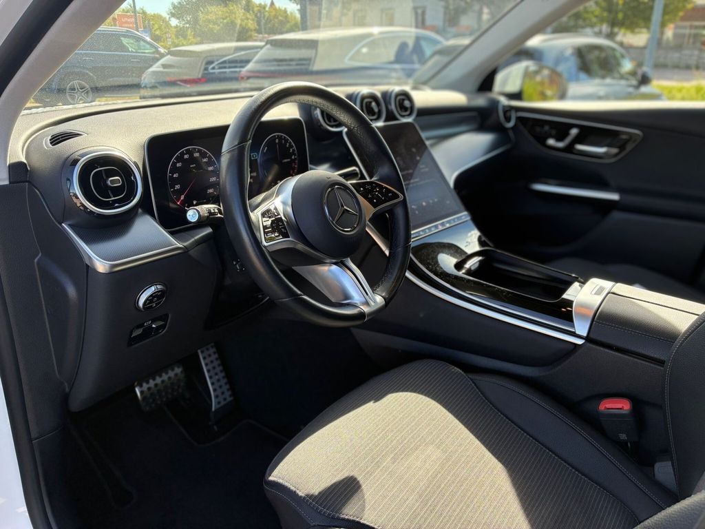 Mercedes-Benz GLC 300 2023