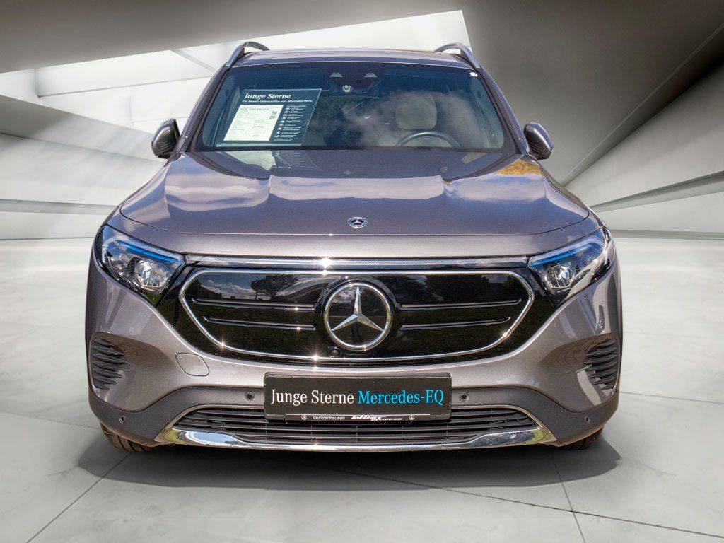 Mercedes-Benz EQB 2022