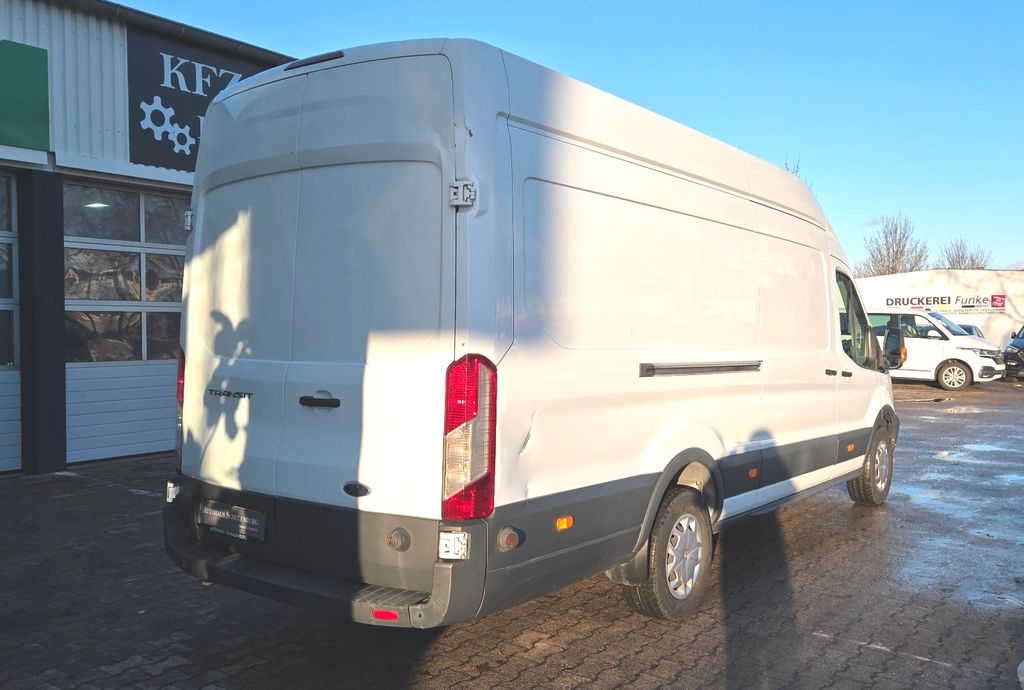Ford Transit 2016
