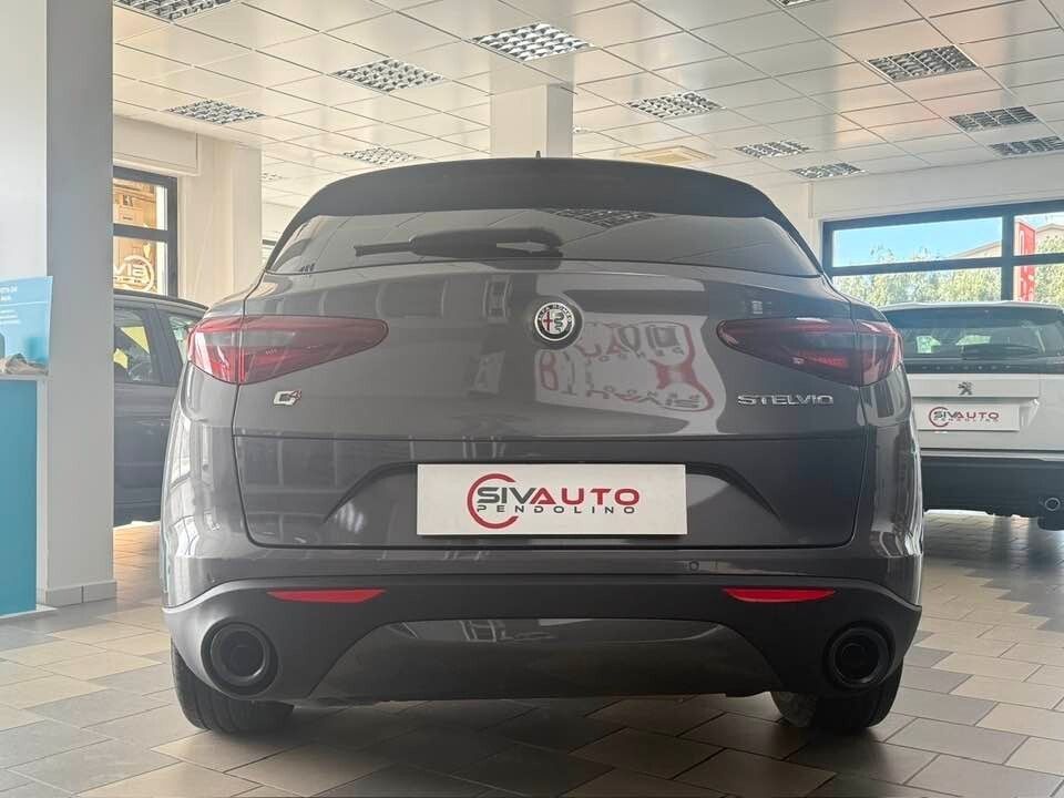 Alfa Romeo Stelvio 2022