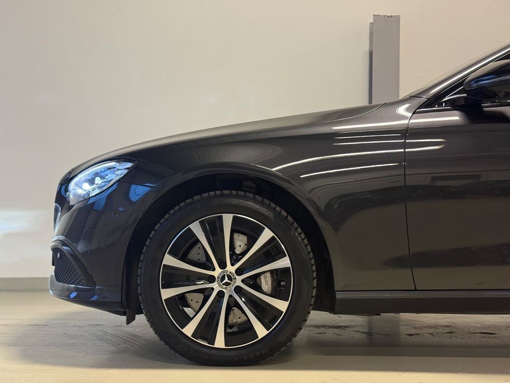 Mercedes-Benz E 300 2022