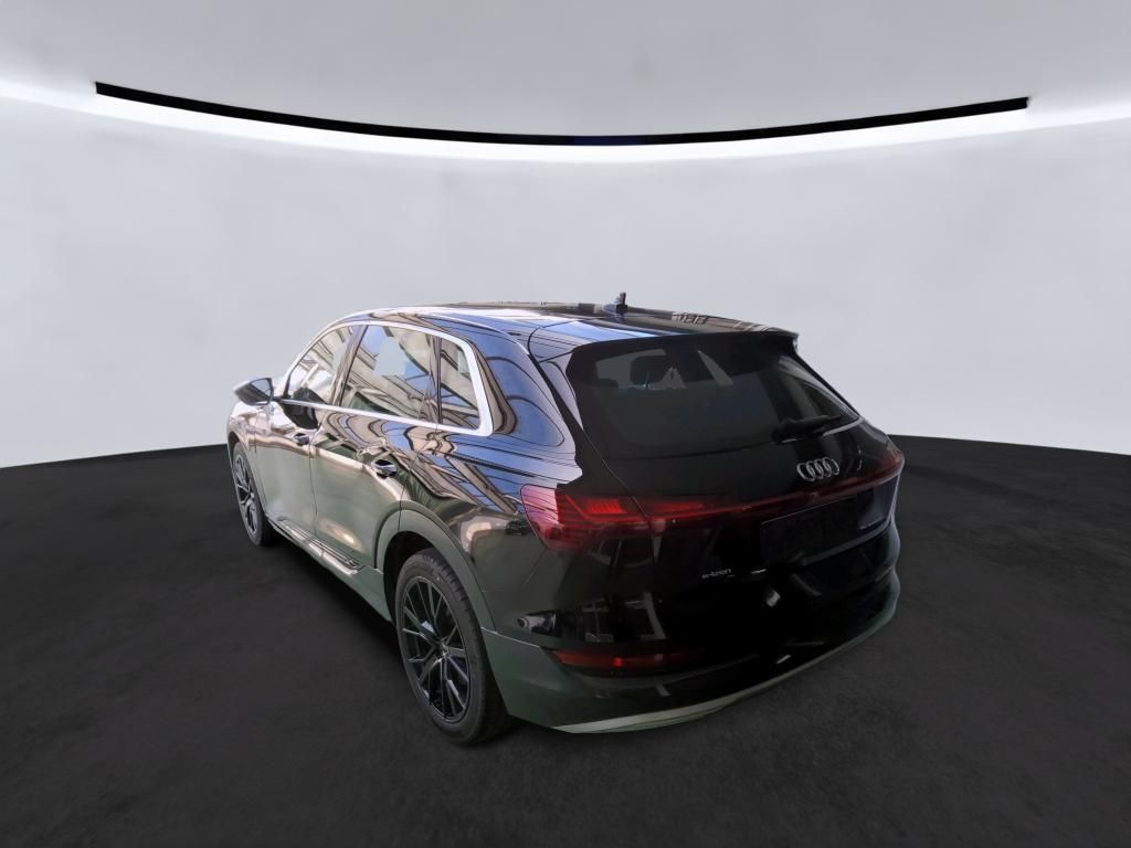 Audi e-tron 2022