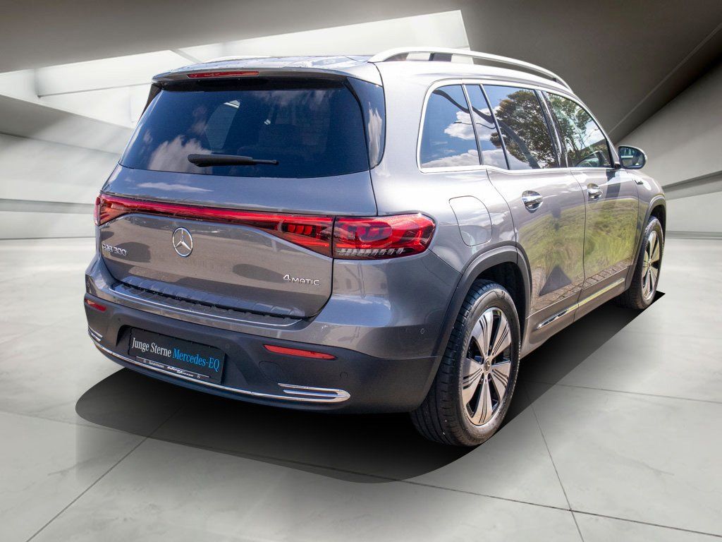 Mercedes-Benz EQB 2022