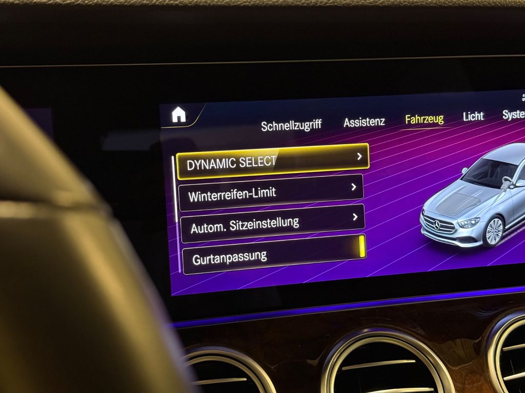 Mercedes-Benz E 300 2022