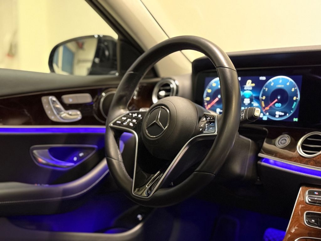 Mercedes-Benz E 300 2022