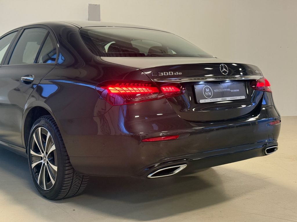 Mercedes-Benz E 300 2022