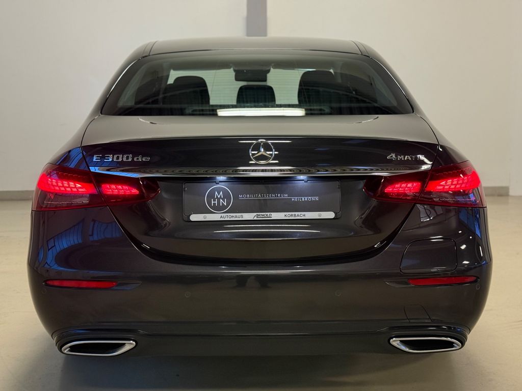 Mercedes-Benz E 300 2022