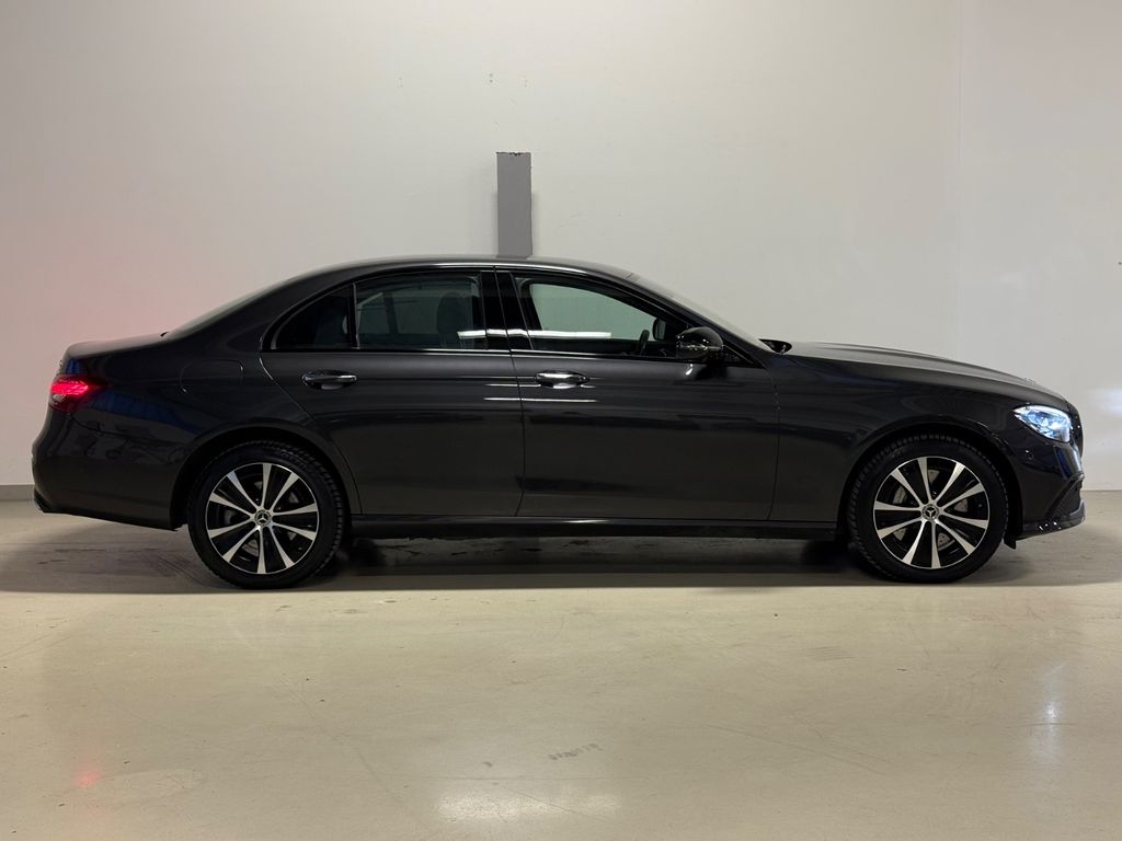 Mercedes-Benz E 300 2022