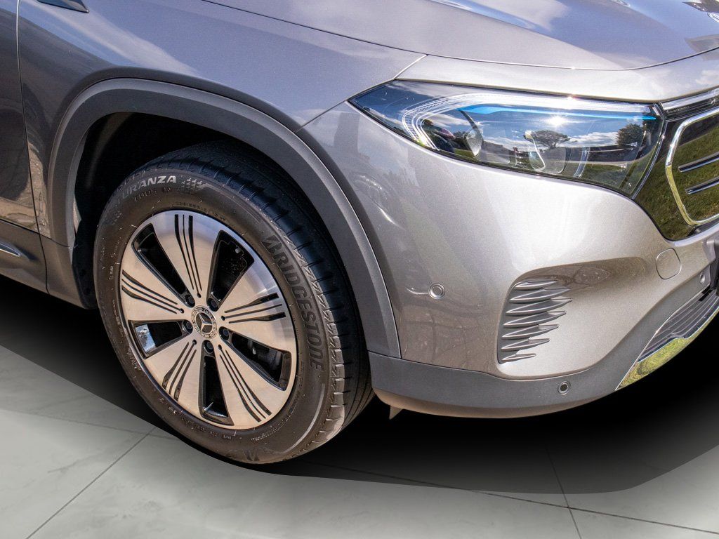 Mercedes-Benz EQB 2022