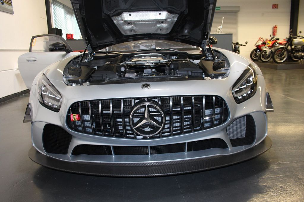 Mercedes-Benz AMG GT R 2022