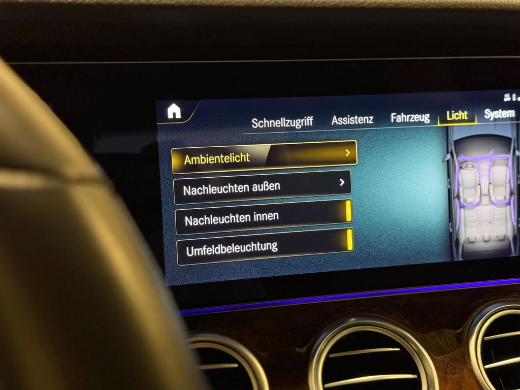 Mercedes-Benz E 300 2022