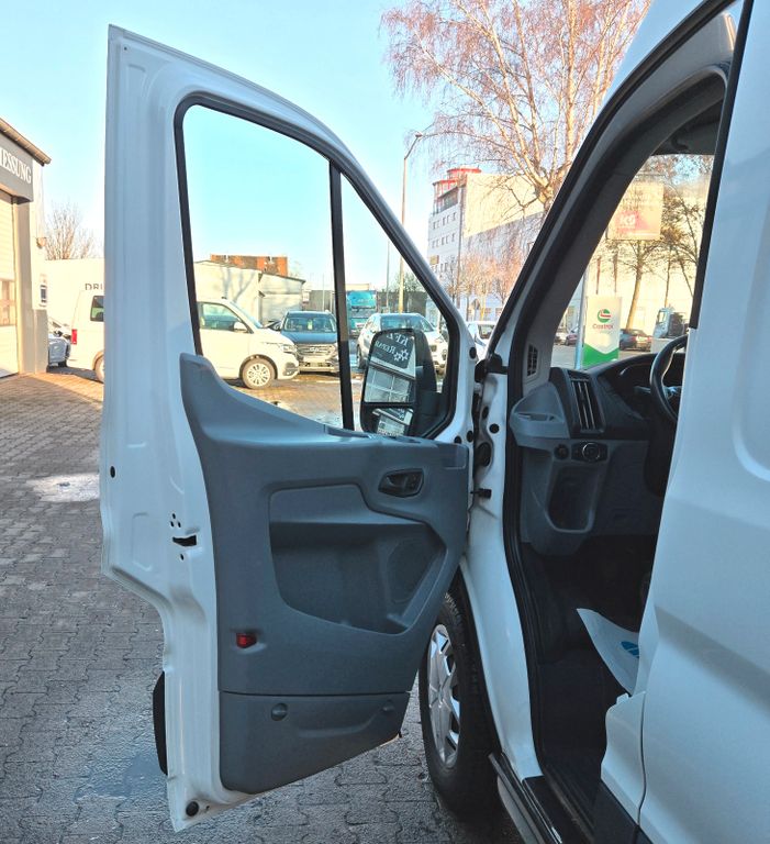 Ford Transit 2016