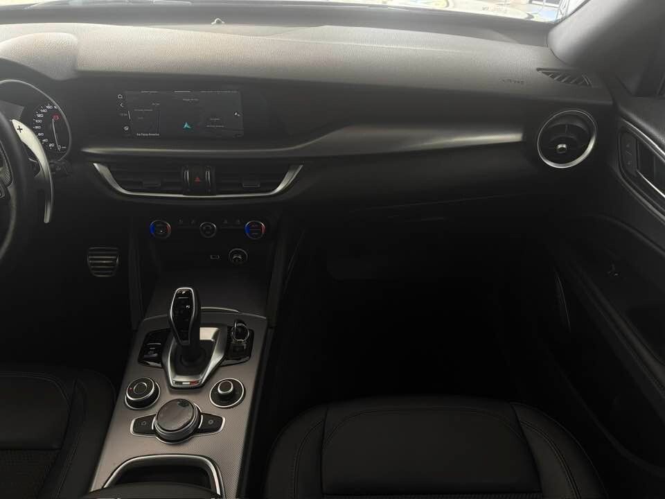 Alfa Romeo Stelvio 2022