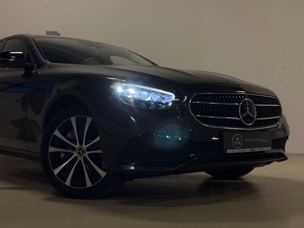 Mercedes-Benz E 300 2022