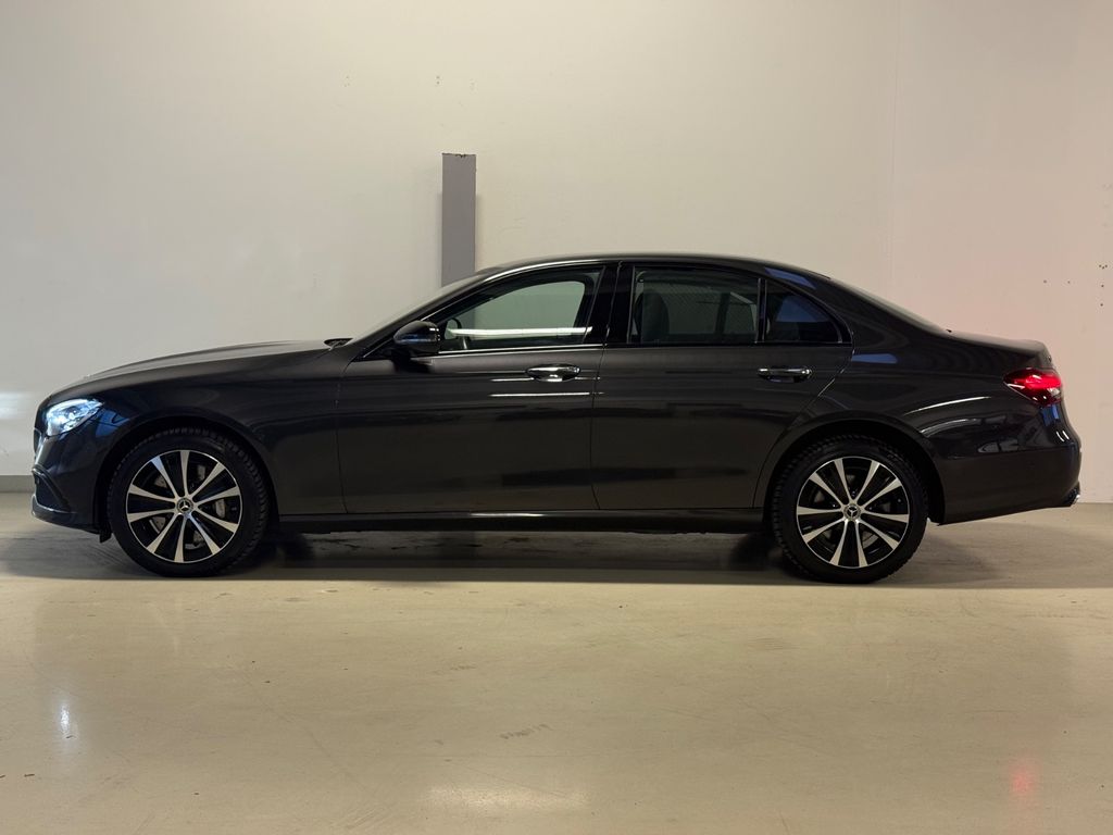 Mercedes-Benz E 300 2022