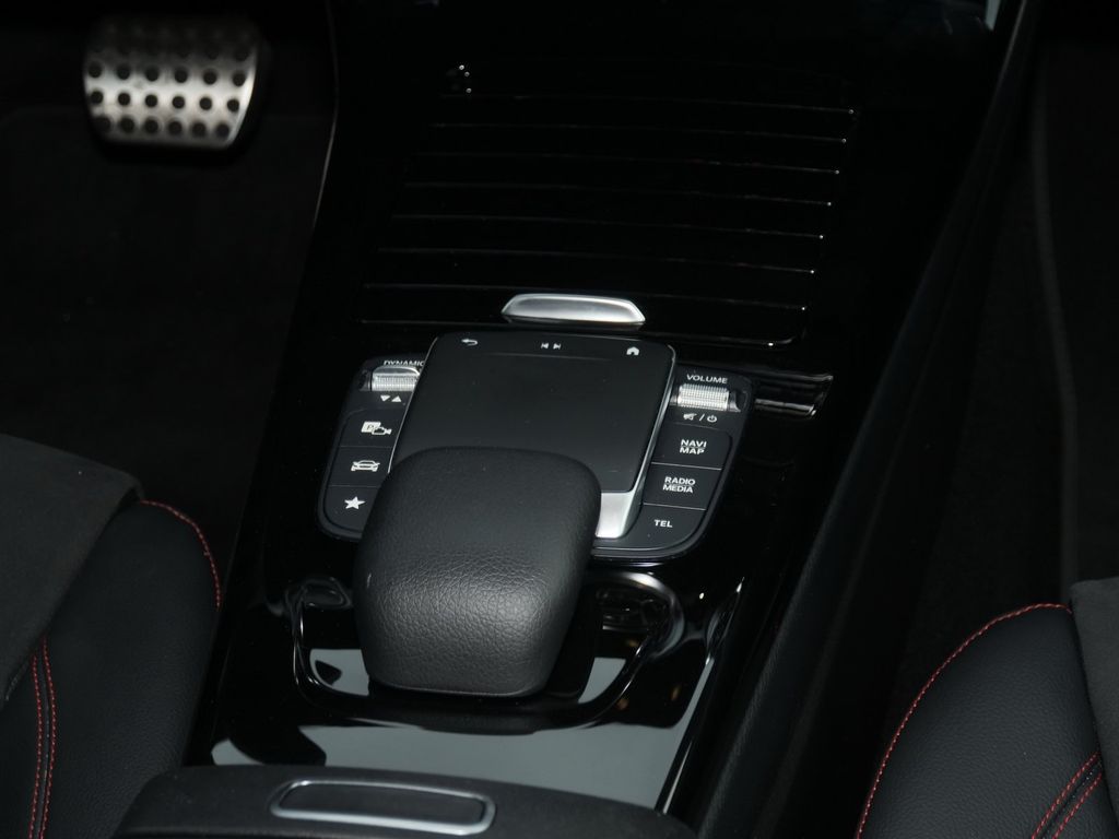 Mercedes-Benz A 250 2021