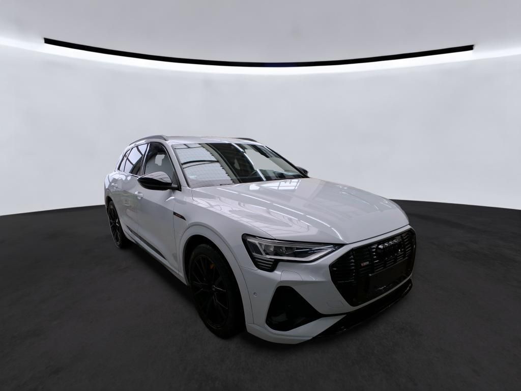 Audi e-tron 2022