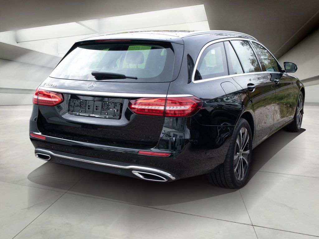 Mercedes-Benz E 300 2021