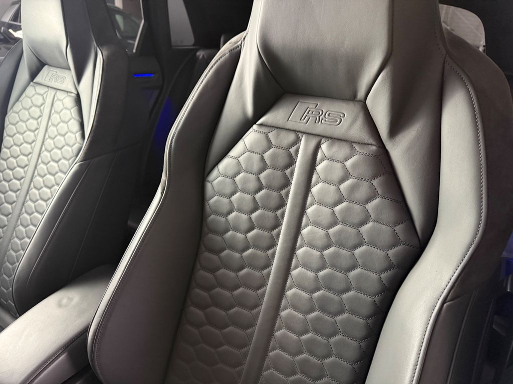 Audi RSQ3 2022