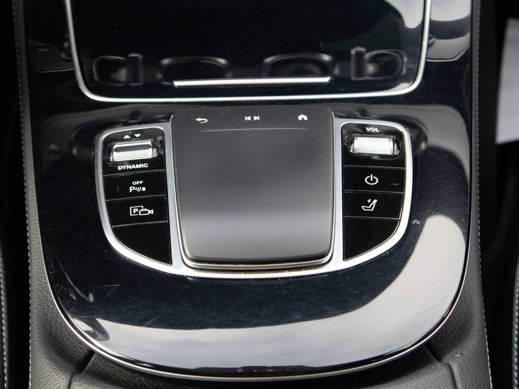 Mercedes-Benz E 300 2021