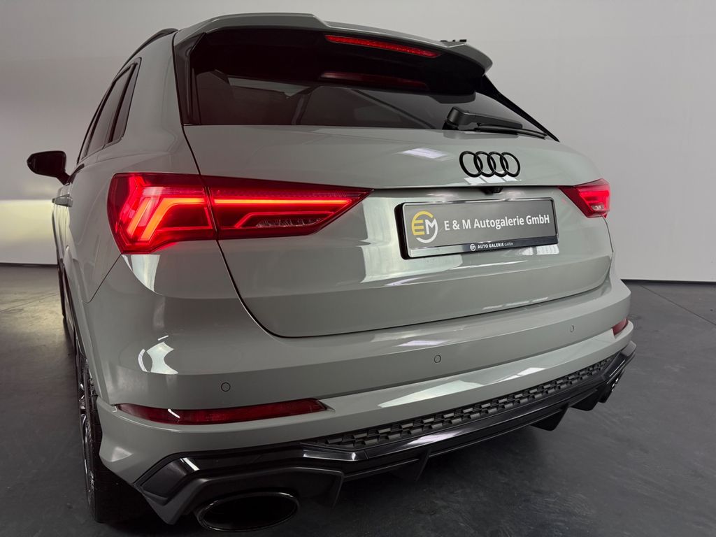 Audi RSQ3 2022