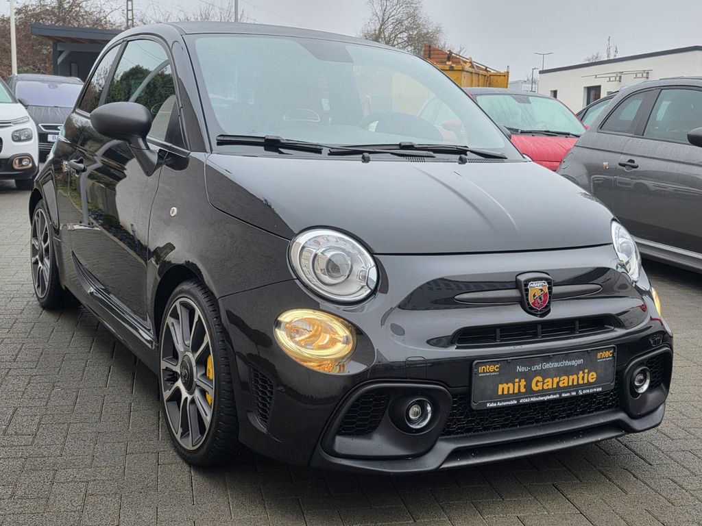 Abarth 695 2023