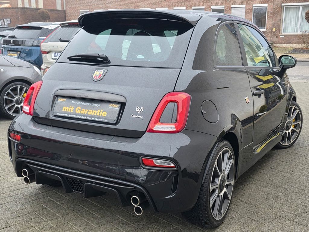 Abarth 695 2023