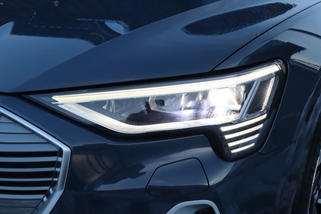 Audi e-tron 2021
