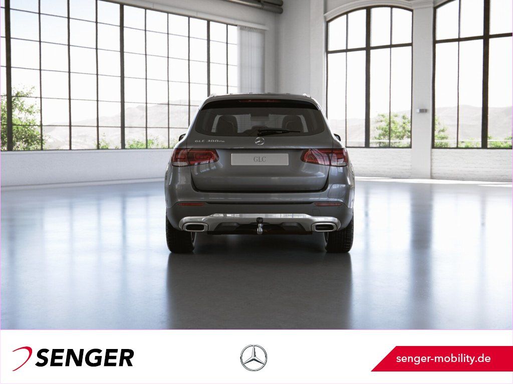 Mercedes-Benz GLC 300 2021