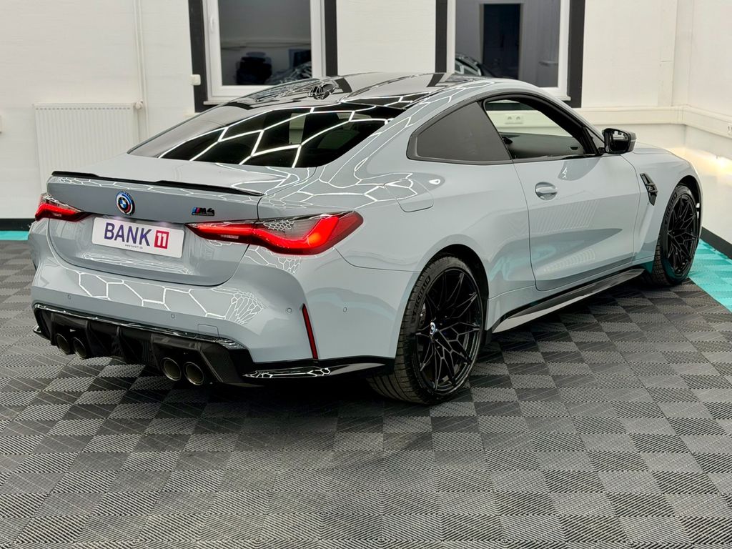 BMW M4 2024