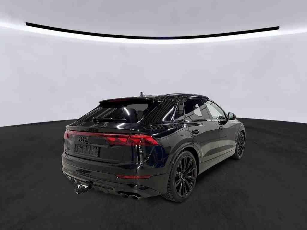 Audi SQ8 2023
