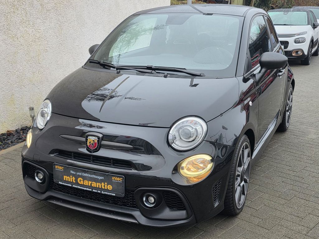 Abarth 695 2023