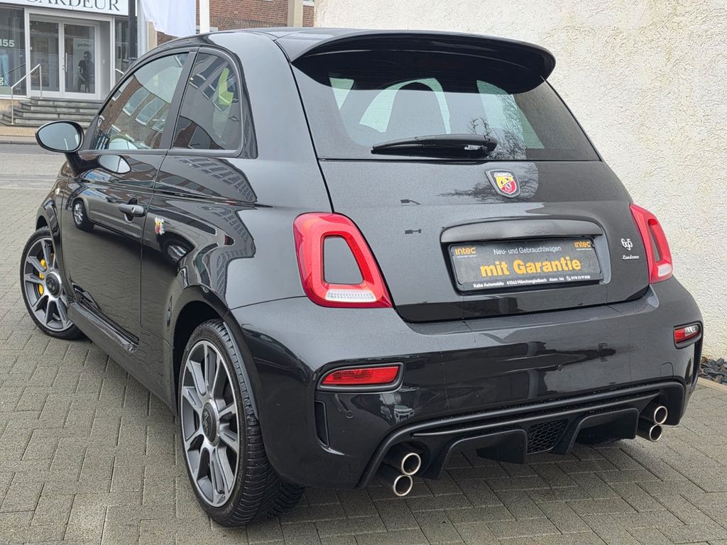 Abarth 695 2023