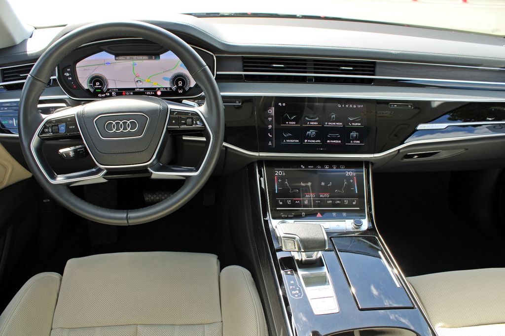 Audi A8 2023
