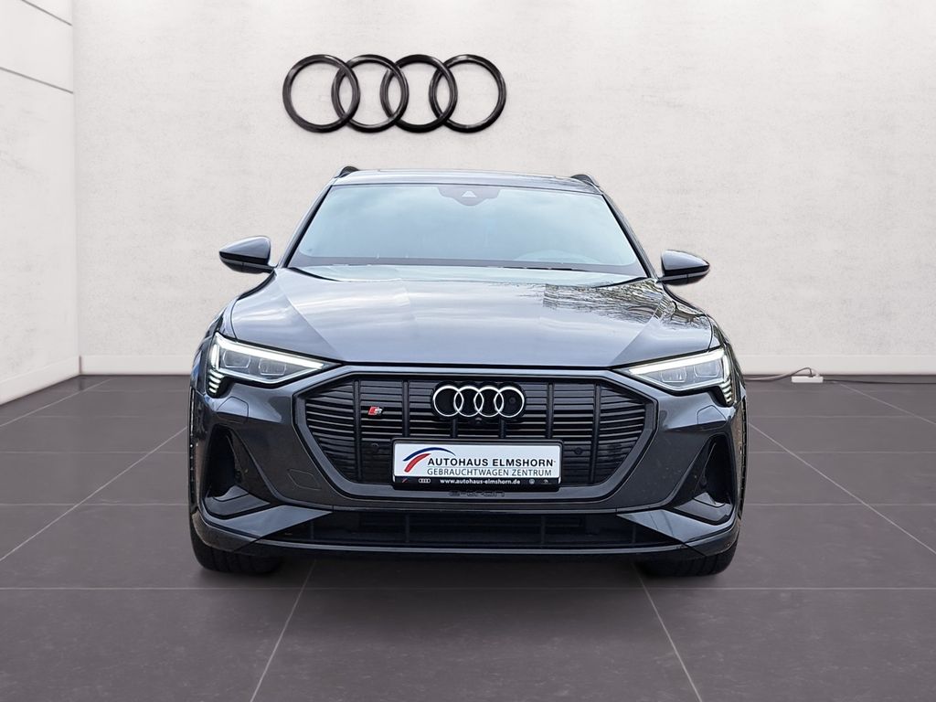 Audi e-tron 2022