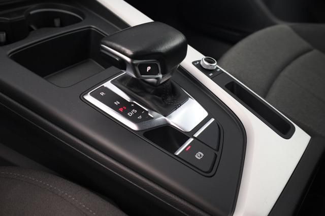 Audi A4 2023