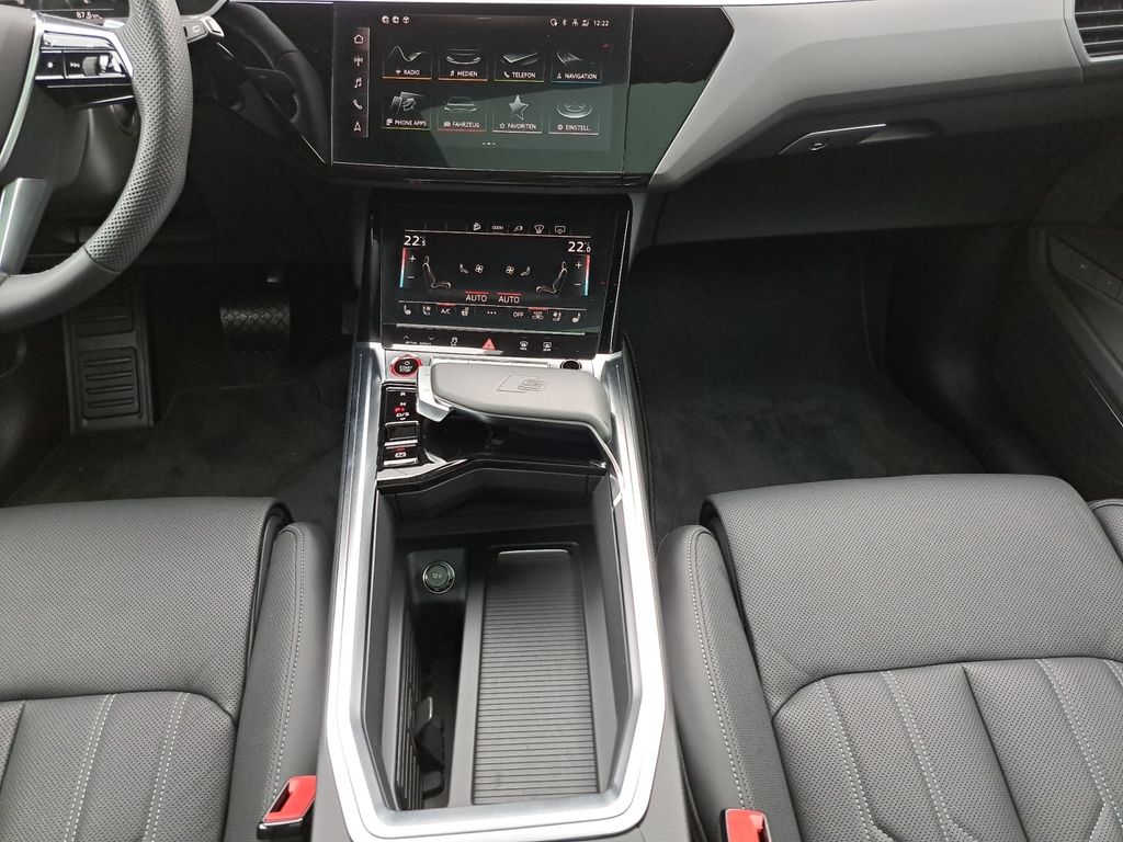 Audi e-tron 2022
