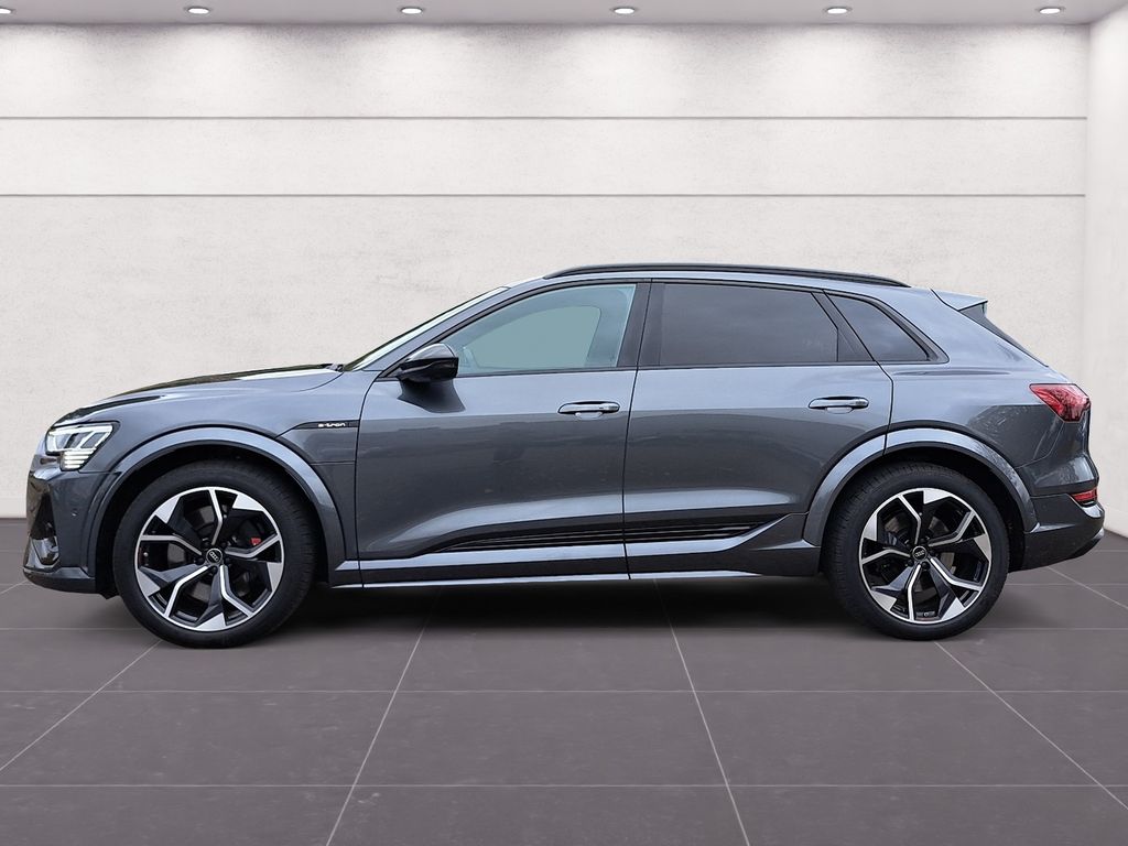 Audi e-tron 2022