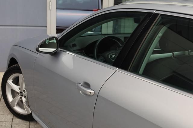Audi A4 2023
