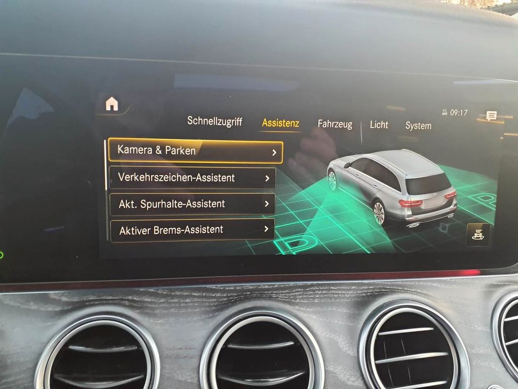 Mercedes-Benz E 300 2022