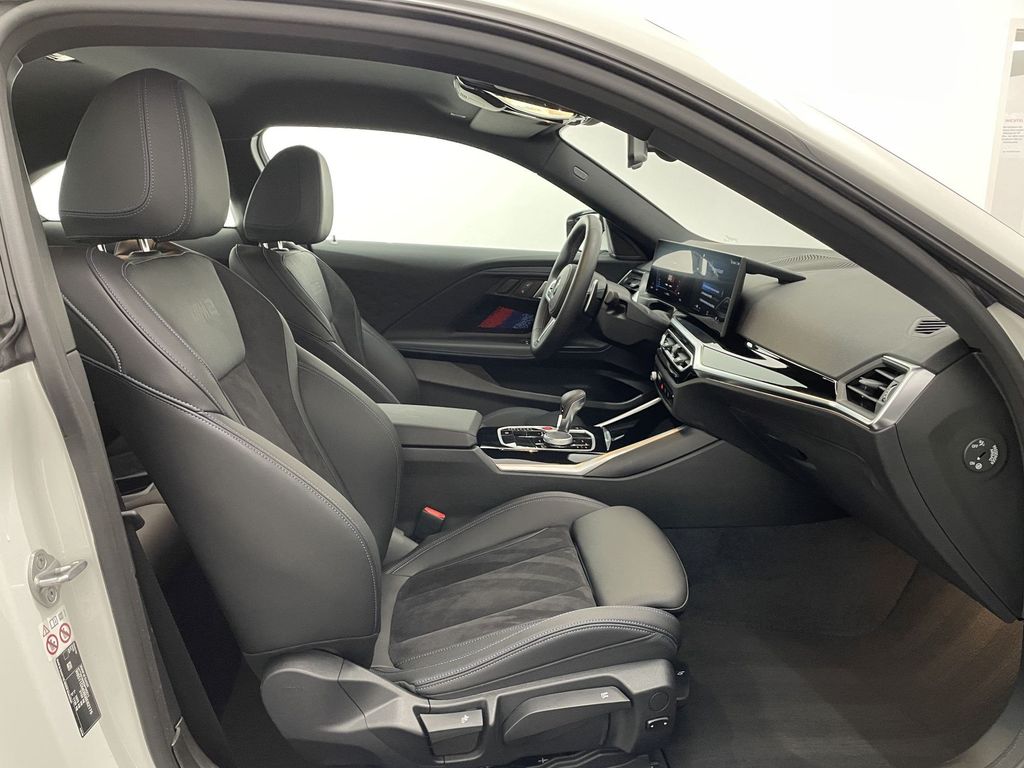 BMW M2 2024
