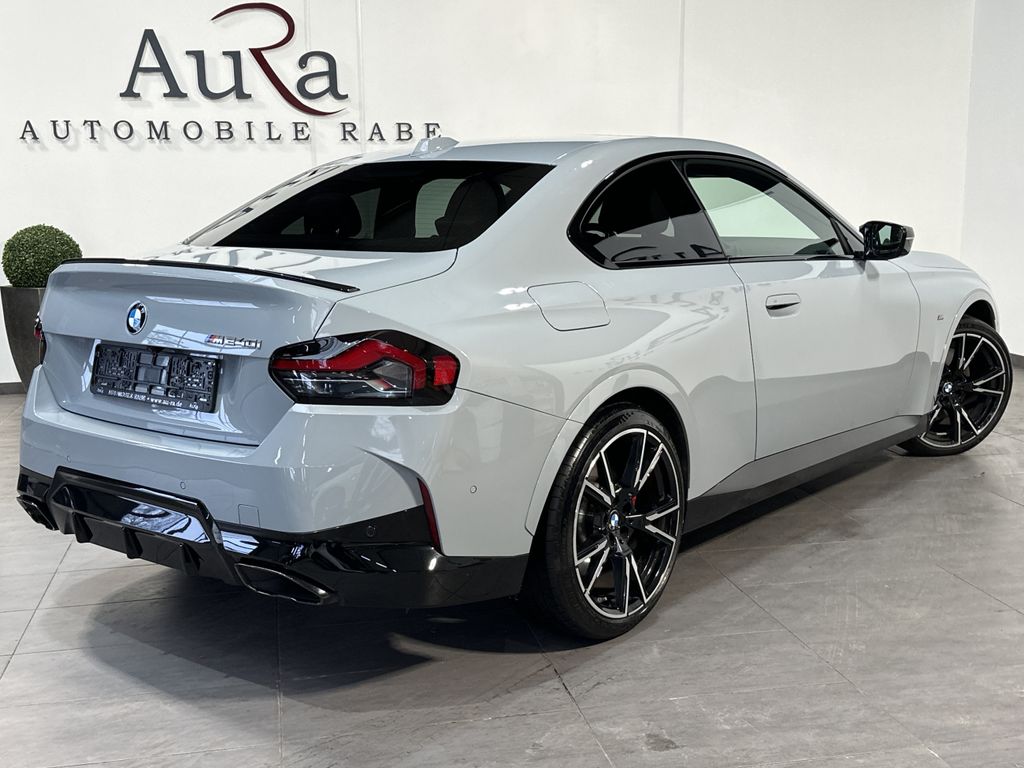 BMW M240i 2022