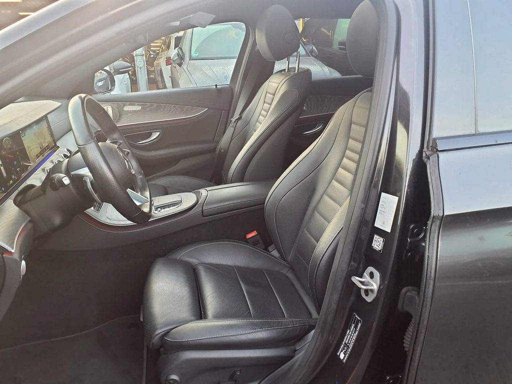Mercedes-Benz E 300 2022