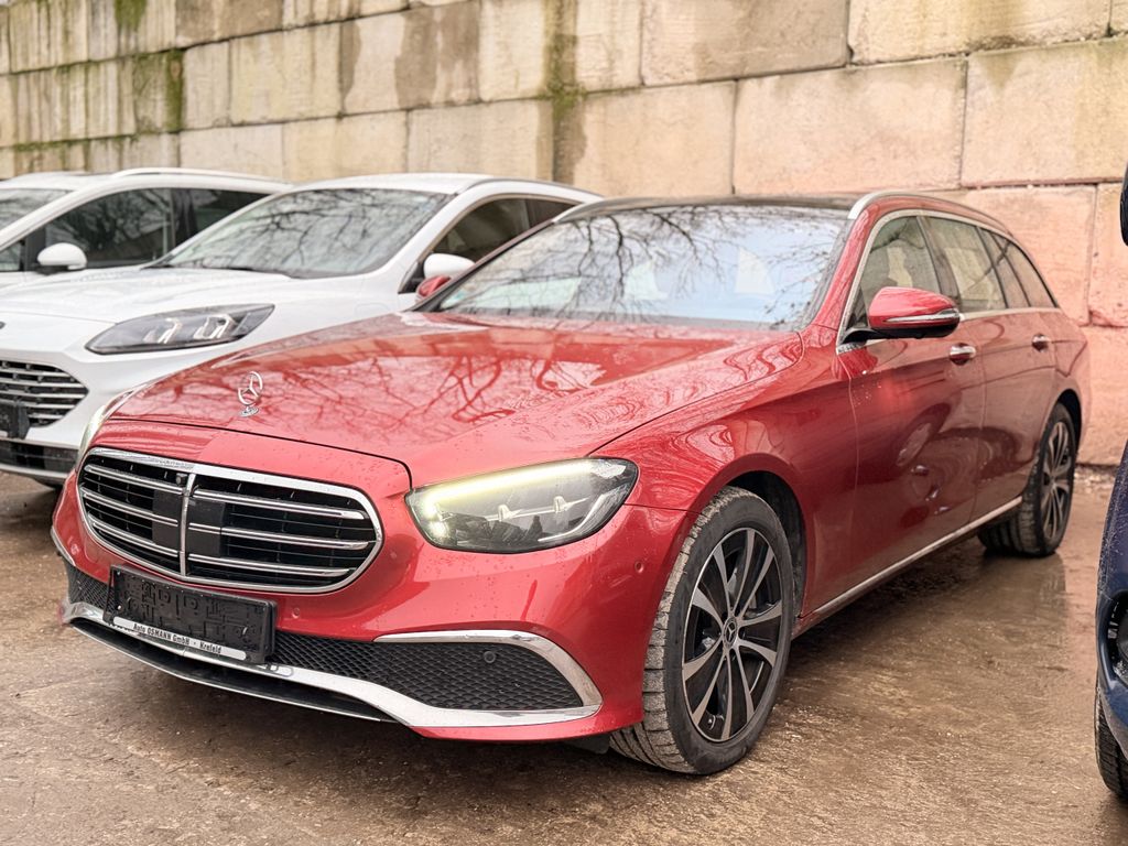 Mercedes-Benz E 300 2022