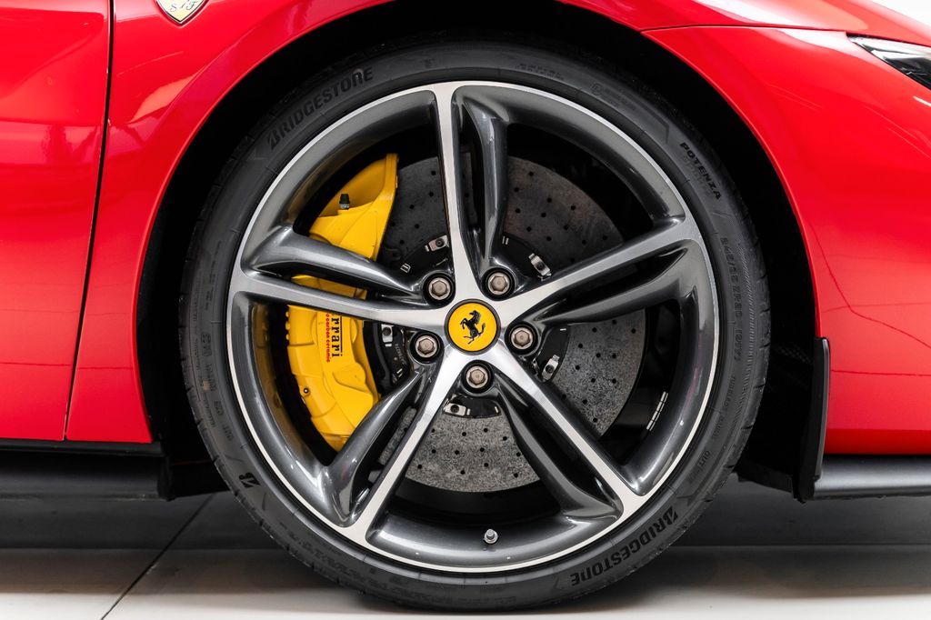 Ferrari 296 GTS 2023